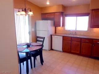 Photo #6: 2140131 Listing 