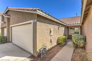 Photo #2: 2140168 Listing 