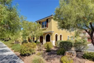 Photo #1: 2140202 Listing 