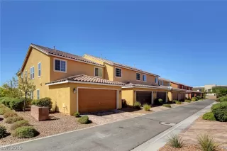 Photo #3: 2140202 Listing 