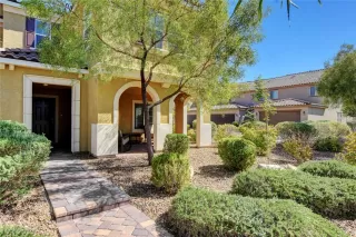 Photo #4: 2140202 Listing 