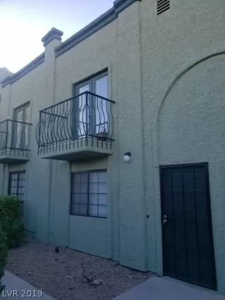 Photo #1: 2140241 Listing