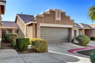 Photo #1: 2140243 Listing 