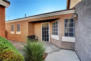 Photo #2: 2140243 Listing 