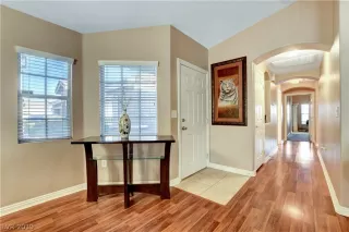 Photo #3: 2140243 Listing 