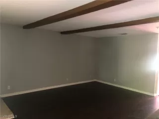 Photo #2: 2140249 Listing 