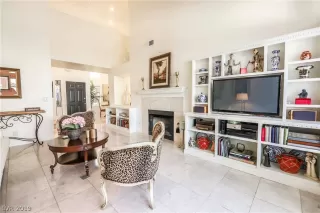 Photo #5: 2140278 Listing 