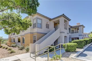 Photo #6: 2140310 Listing 