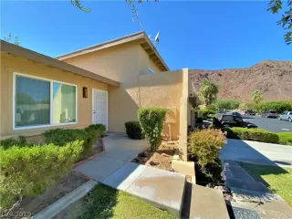 Photo #3: 2140312 Listing 