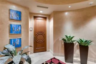 Photo #1: 2140318 Listing