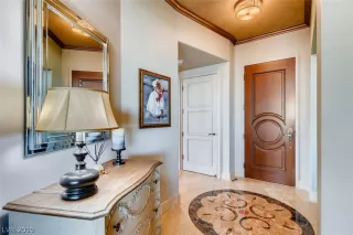 Photo #2: 2140318 Listing