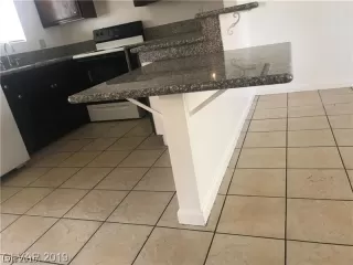 Photo #2: 2140337 Listing 