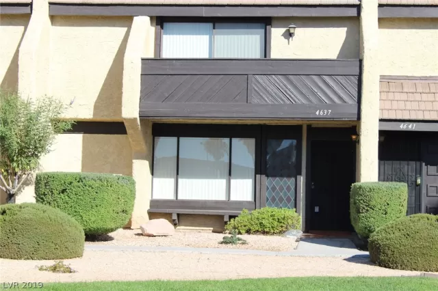 MLS: 2140373 Condo For Sale