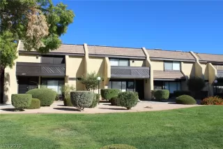 Photo #1: 2140373 Listing 