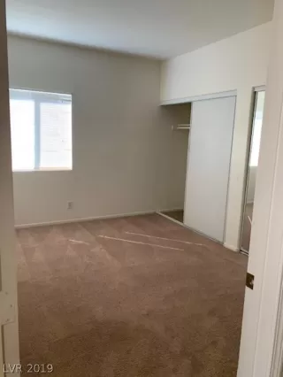 Photo #4: 2140393 Listing 