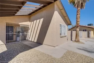Photo #3: 2140465 Listing 