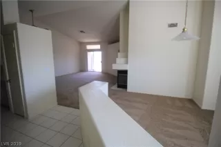 Photo #1: 2140486 Listing 