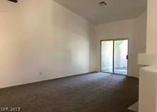 Photo #6: 2140508 Listing 