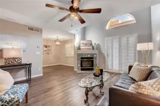 Photo #6: 2140540 Listing