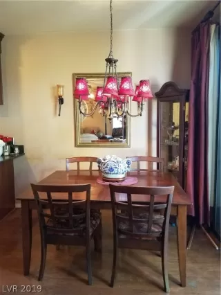 Photo #5: 2140560 Listing