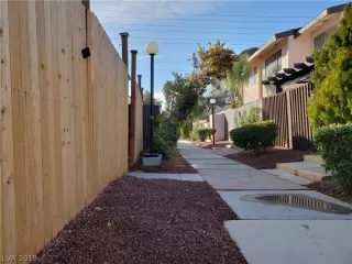 Photo #1: 2140571 Listing