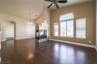 Photo #6: 2140586 Listing