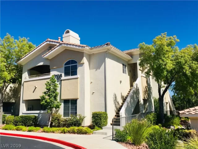 MLS: 2140692 Condo For Sale