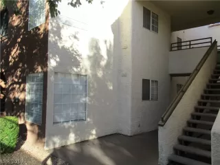 Photo #2: 2140732 Listing