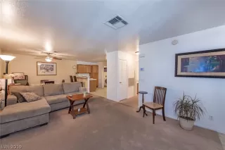 Photo #3: 2140797 Listing