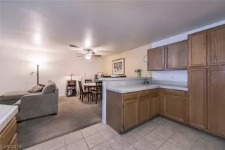 Photo #6: 2140797 Listing