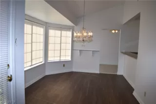 Photo #5: 2140806 Listing 