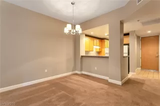 Photo #1: 2140834 Listing