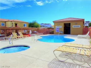 Photo #2: 2140859 Listing 