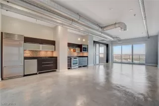 Photo #1: 2140863 Listing