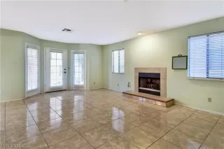 Photo #1: 2140867 Listing 