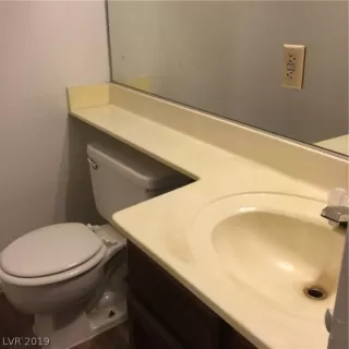 Photo #5: 2140907 Listing