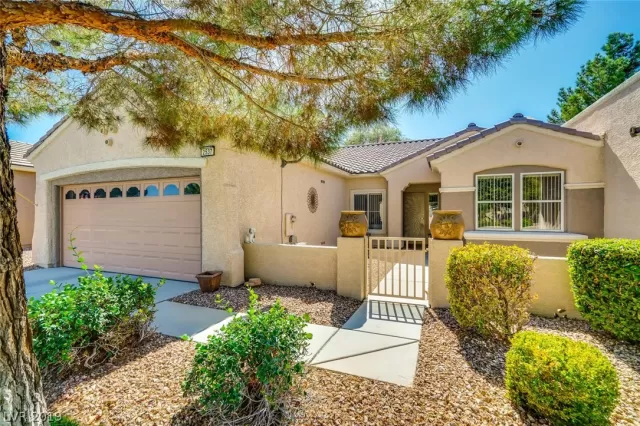 MLS: 2140972 Condo For Sale