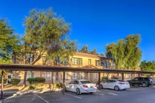 Photo #1: 2140997 Listing 