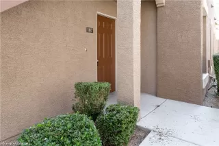 Photo #2: 2141112 Listing