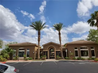 Photo #5: 2141135 Listing 