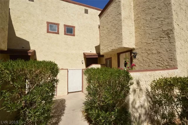 MLS: 2141158 Condo For Sale