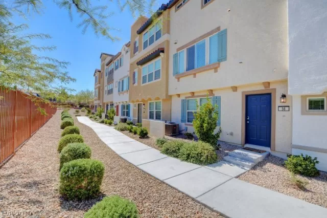 MLS: 2141183 Condo For Sale