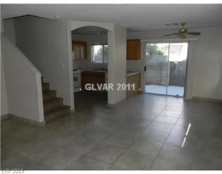 Photo #2: 2141227 Listing