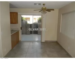 Photo #3: 2141227 Listing