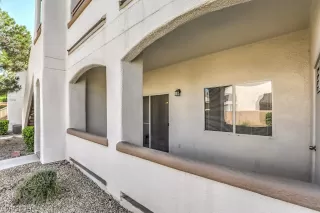 Photo #4: 2141309 Listing