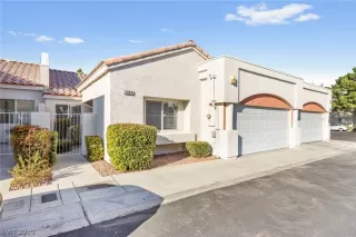 Photo #1: 2141329 Listing