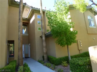 Photo #6: 2141335 Listing