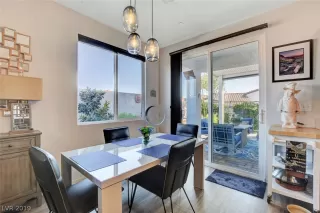 Photo #5: 2141363 Listing