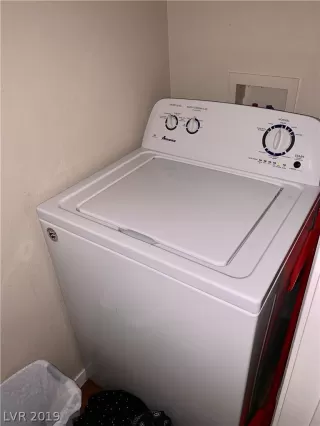 Photo #5: 2141438 Listing 