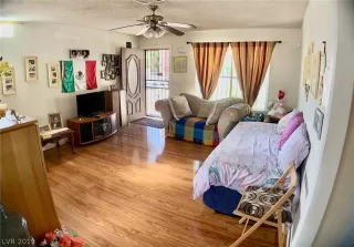 Photo #6: 2141446 Listing 